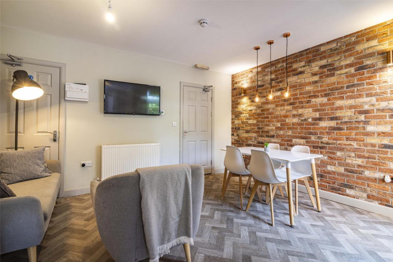 Stay @ Baker Street Дерби Экстерьер фото